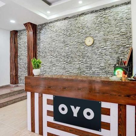 Hotel O Anshu B&B Ню Делхи Екстериор снимка