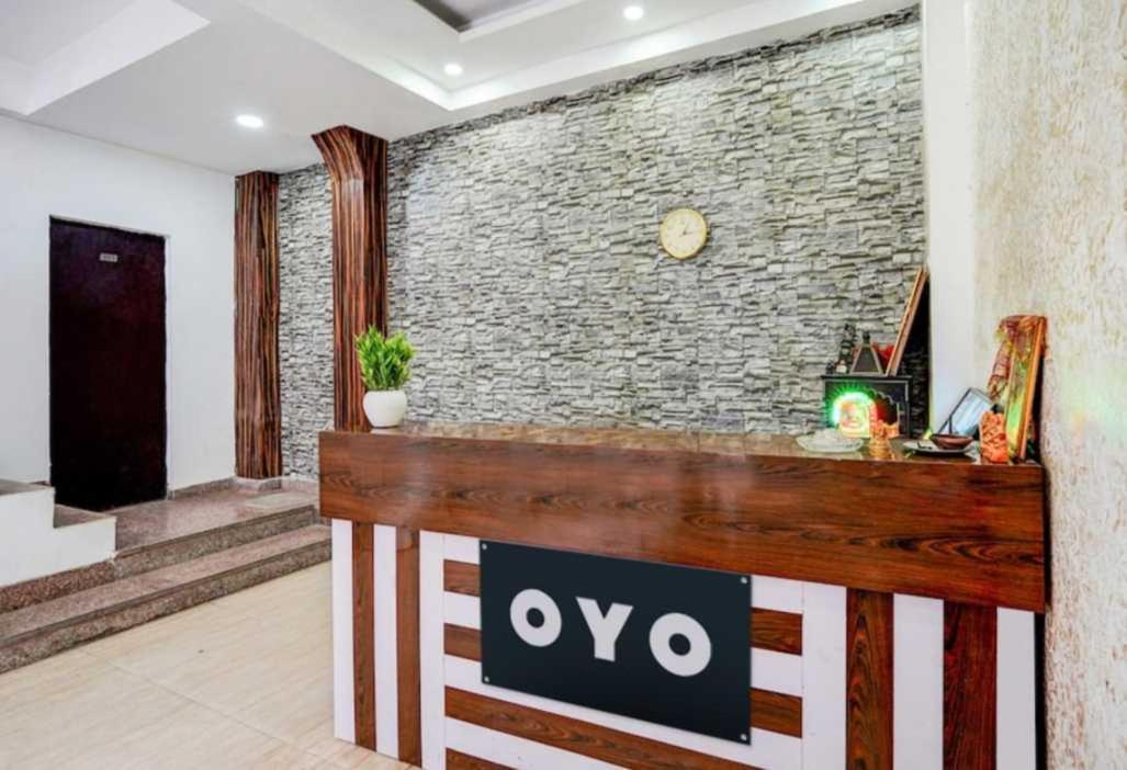 Hotel O Anshu B&B Ню Делхи Екстериор снимка